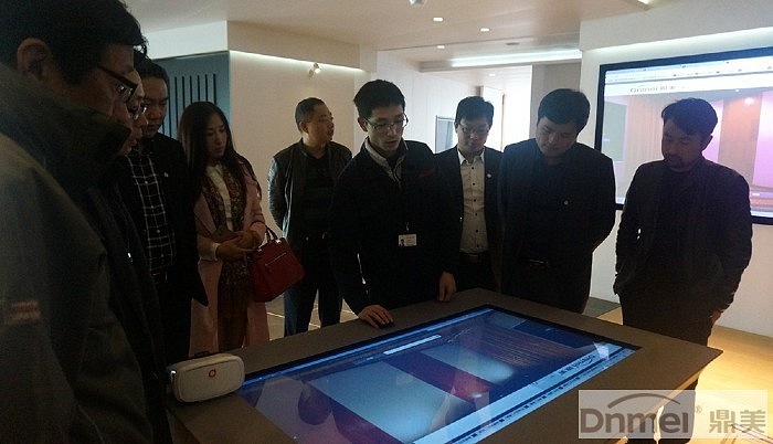 鼎美工程师演示鼎美3D云设计平台
